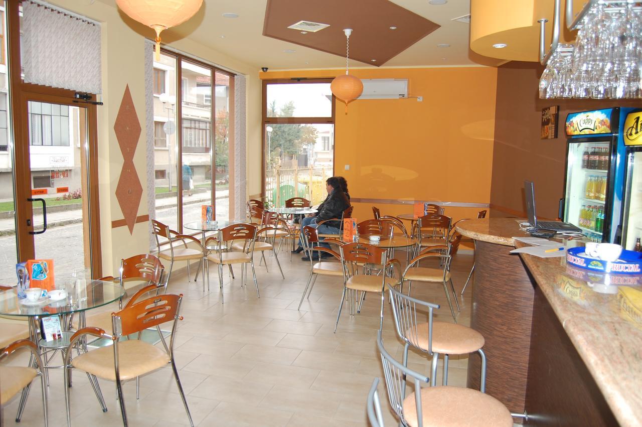 Hotel Vitosha Trjawna Exterior foto
